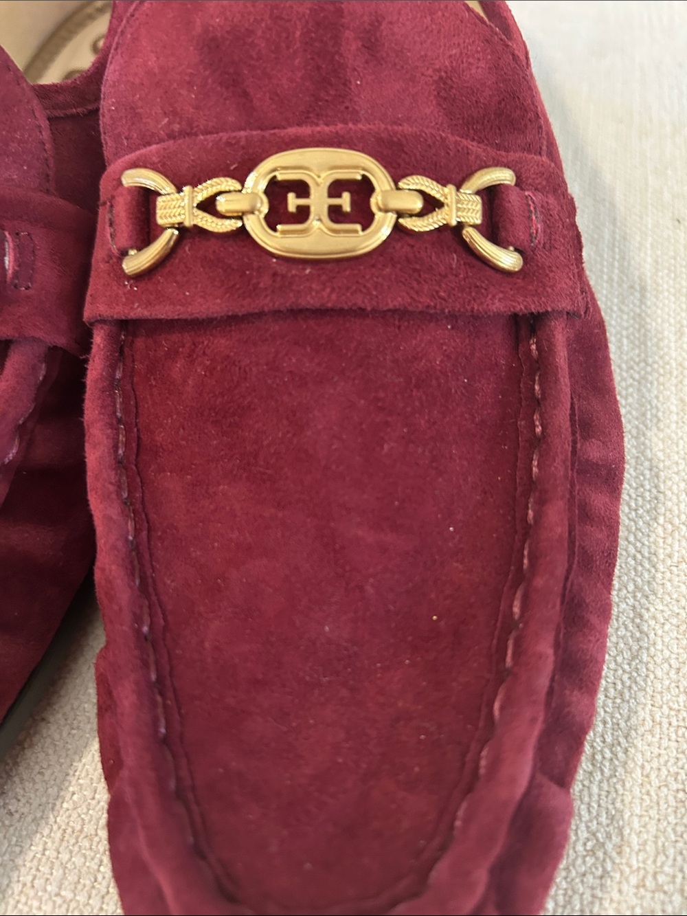 Sam Edelman Loraine loafers, deep burgundy suede, Gold Horse bit, Size 10.5, NWO - Picture 4 of 7